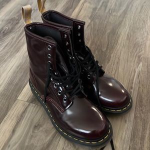 Pre-loved Dr Martens Boots